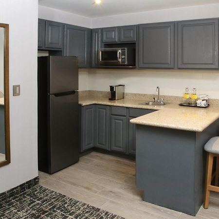 Voco Saltillo Suites By Ihg 외부 사진