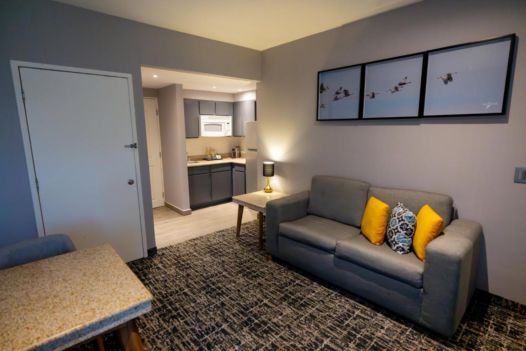 Voco Saltillo Suites By Ihg 외부 사진