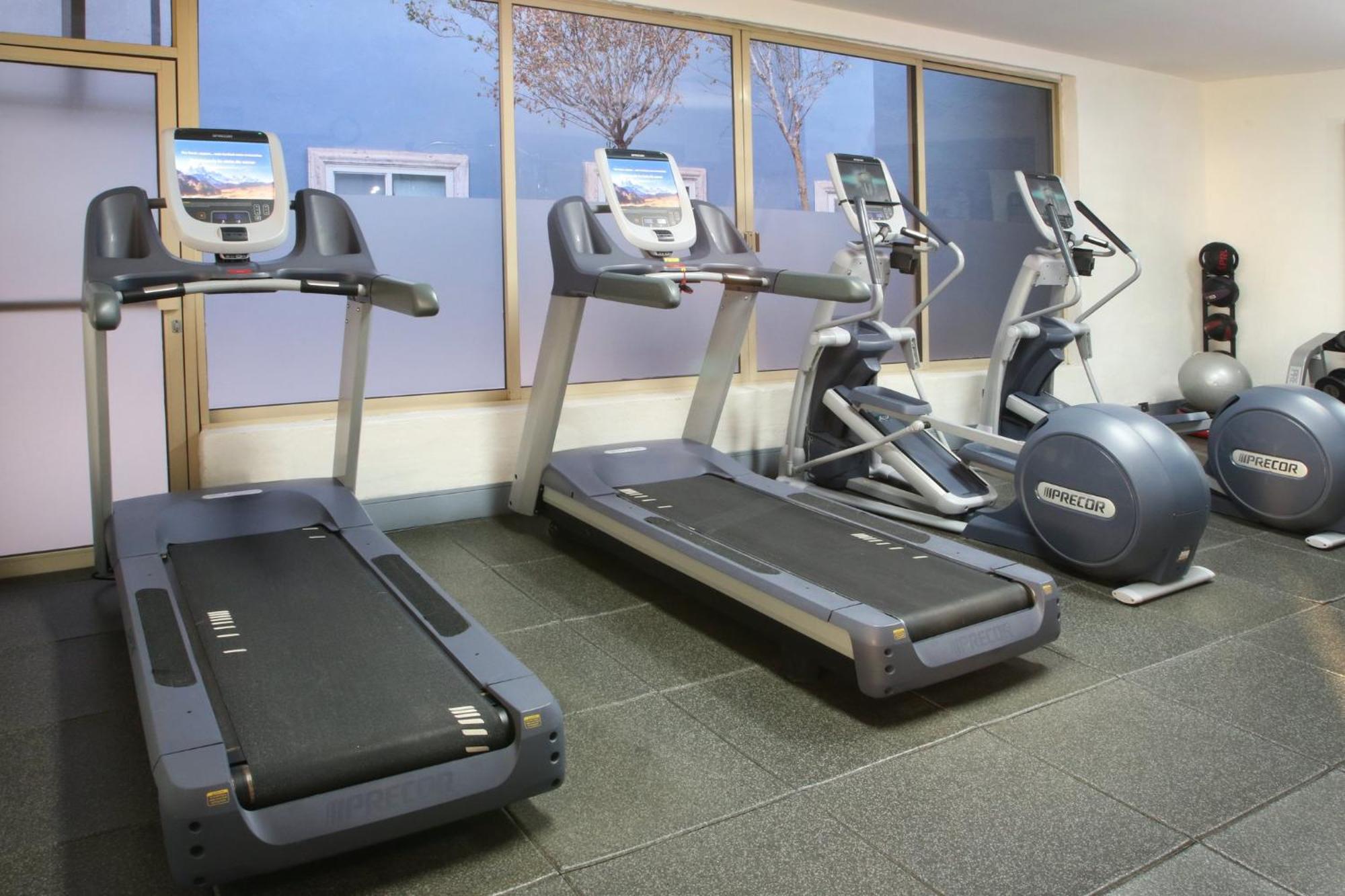 Voco Saltillo Suites By Ihg 외부 사진