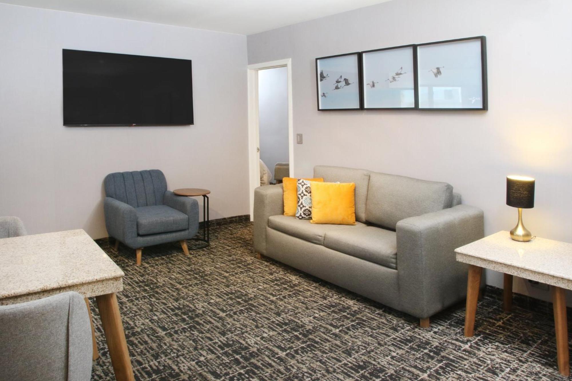 Voco Saltillo Suites By Ihg 외부 사진