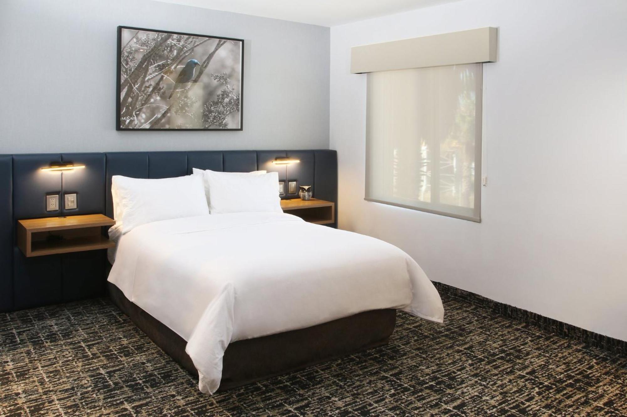 Voco Saltillo Suites By Ihg 외부 사진